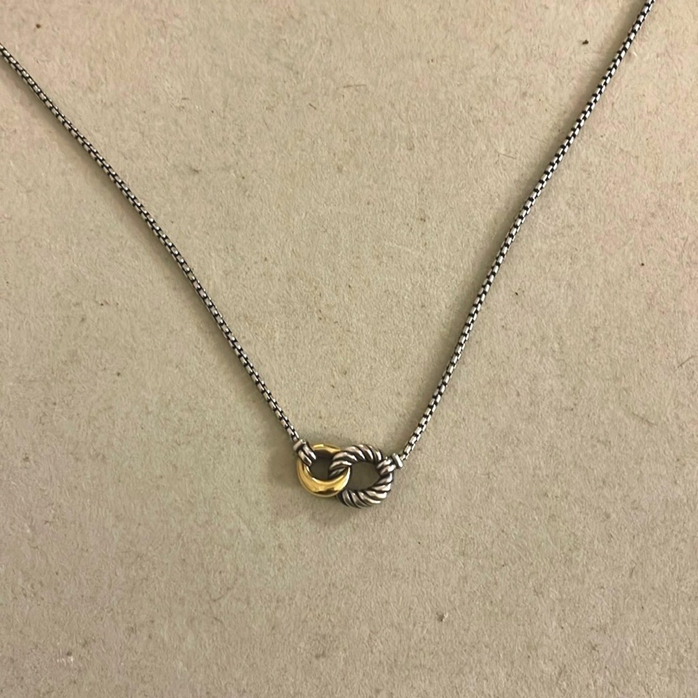 David Yurman
Belmont Double Curb Link Necklace with 18K Gold